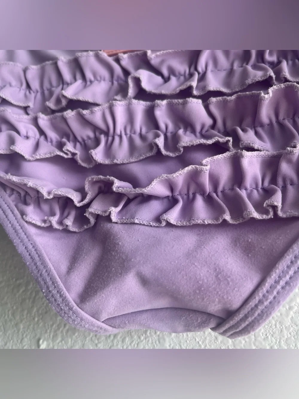 RuffleButts scallop hem long sleeve girls’ rash guard 2-piece swimsuit wisteria